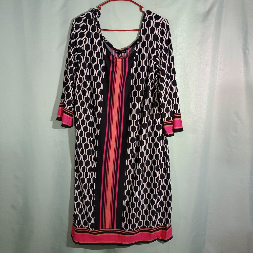 Geometric Print Dress Women – Black White Pink Shift Dress 3/4 Sleeve